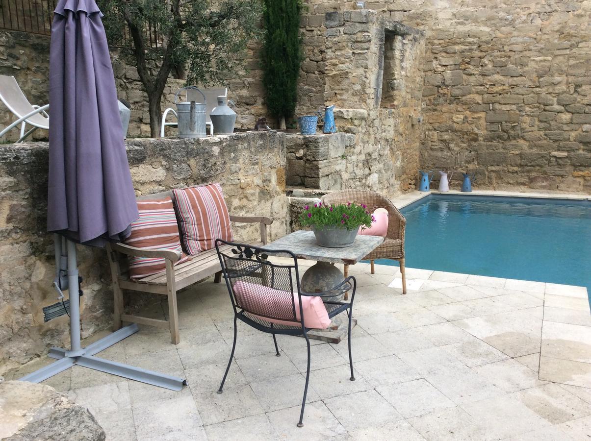 Le Posterlon Bed & Breakfast Caumont-sur-Durance Ngoại thất bức ảnh