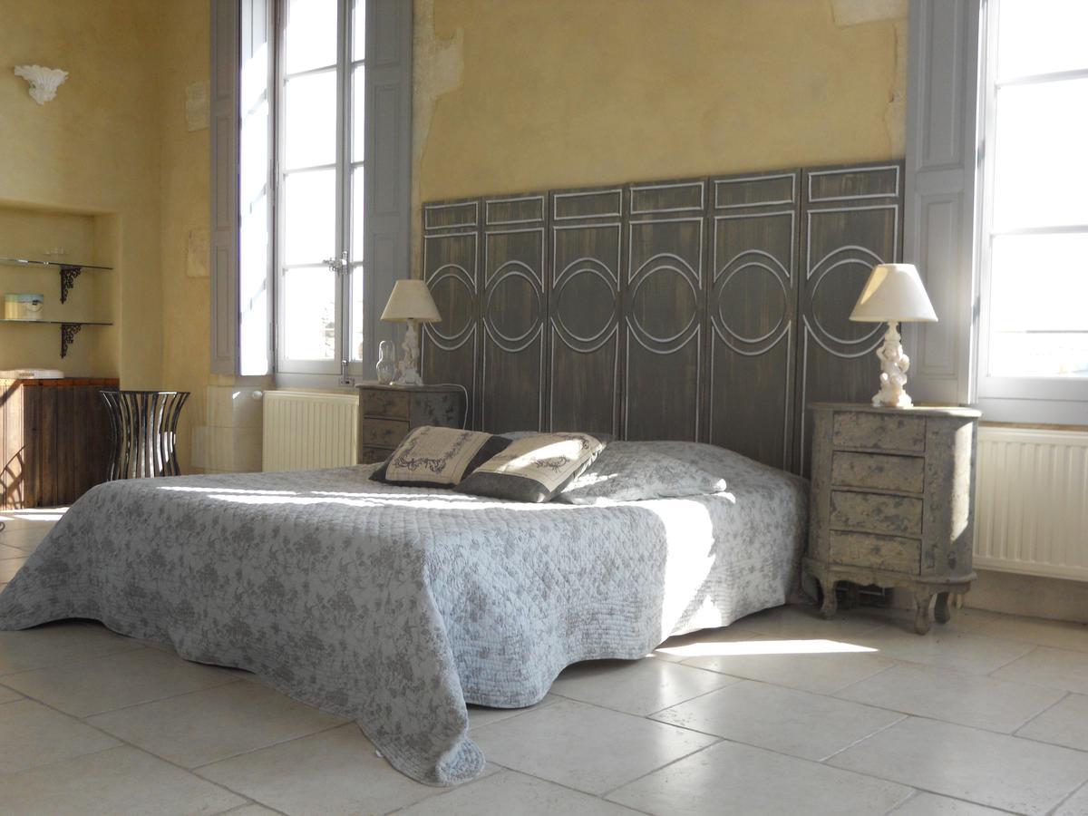 Le Posterlon Bed & Breakfast Caumont-sur-Durance Ngoại thất bức ảnh