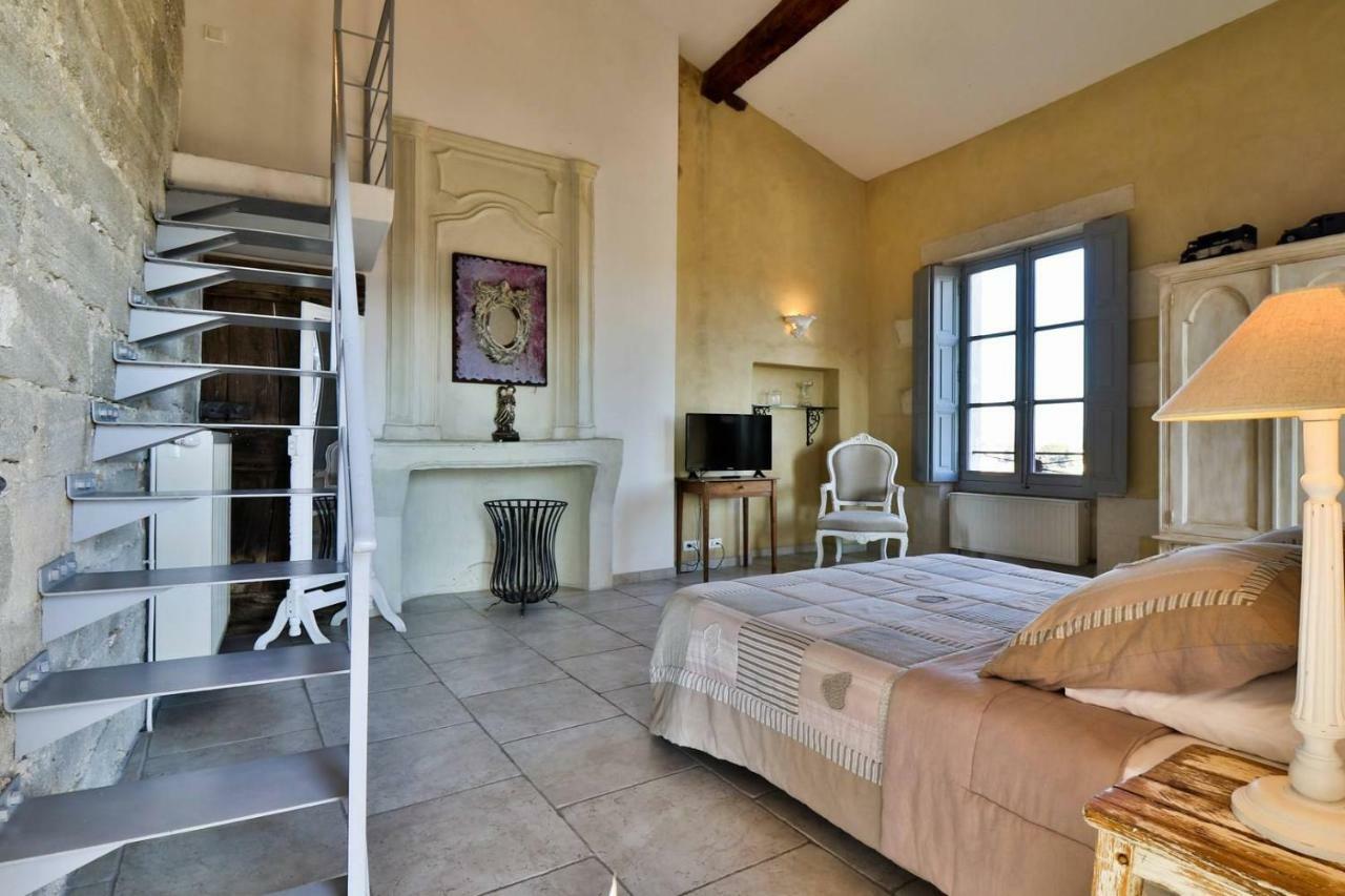 Le Posterlon Bed & Breakfast Caumont-sur-Durance Ngoại thất bức ảnh